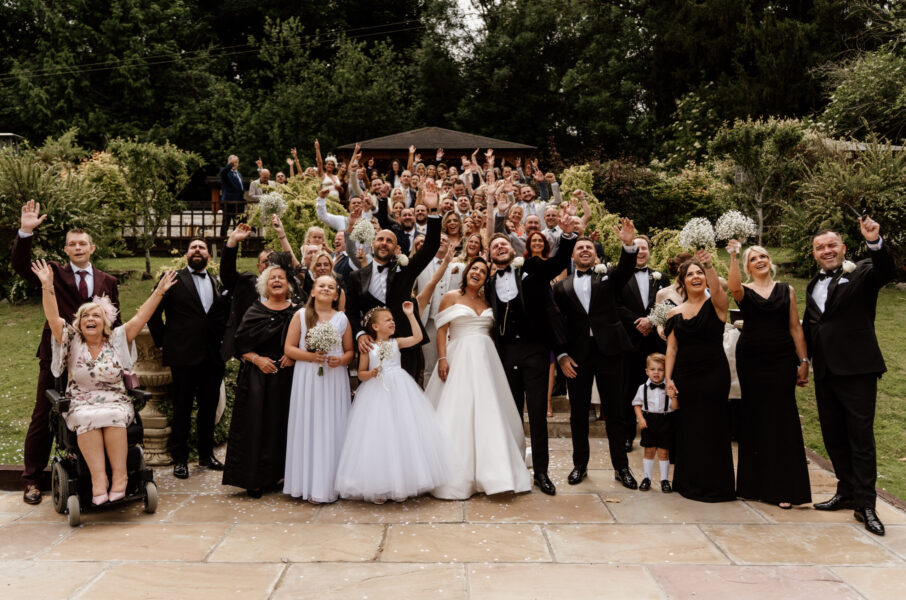 How to Be the Perfect Wedding Guest: A Guide to Making a Great Impression